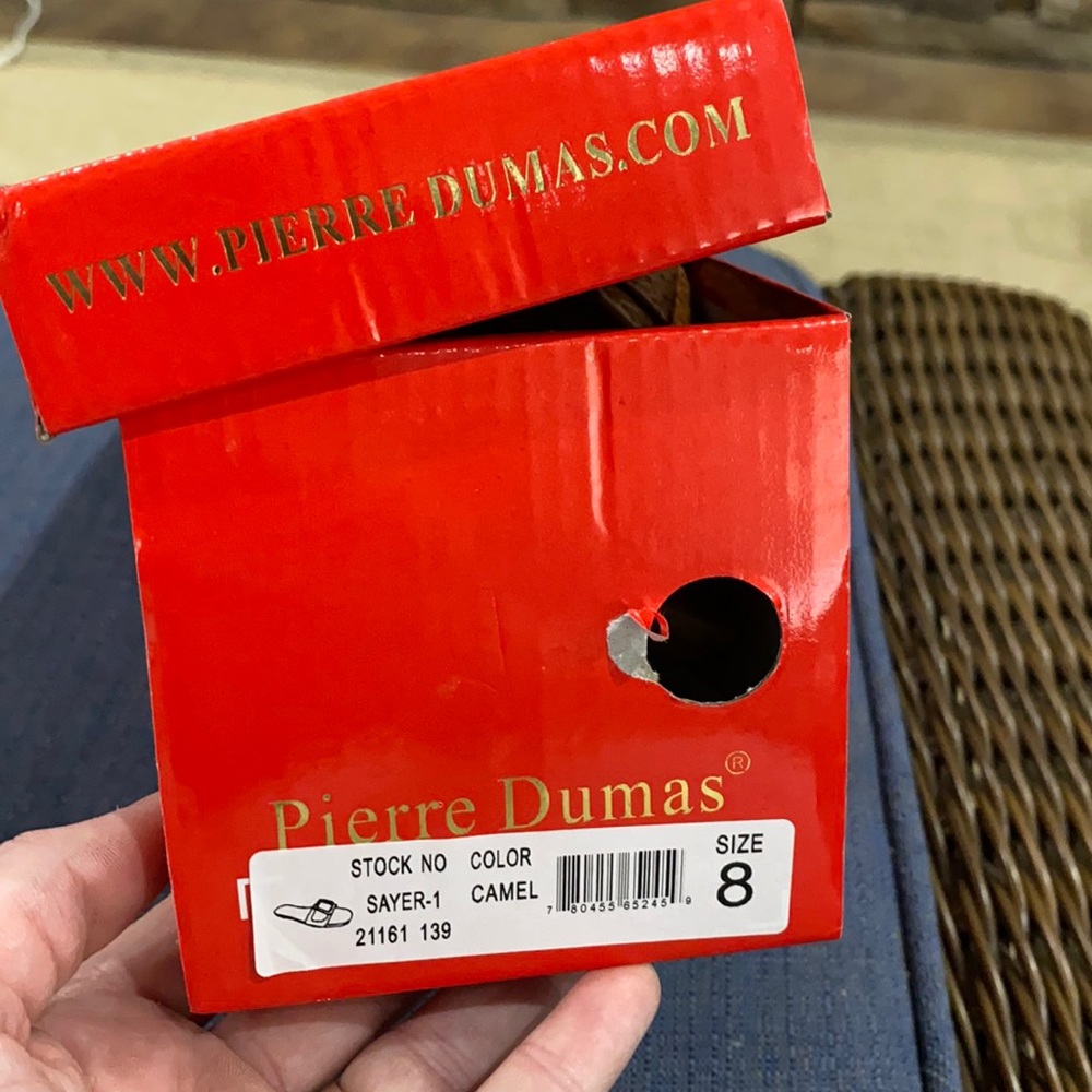 Super cute sandals but too small for me 🥲 Brand New Never Worn